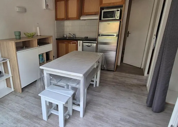 Апартаменты Leon Apartment Леон